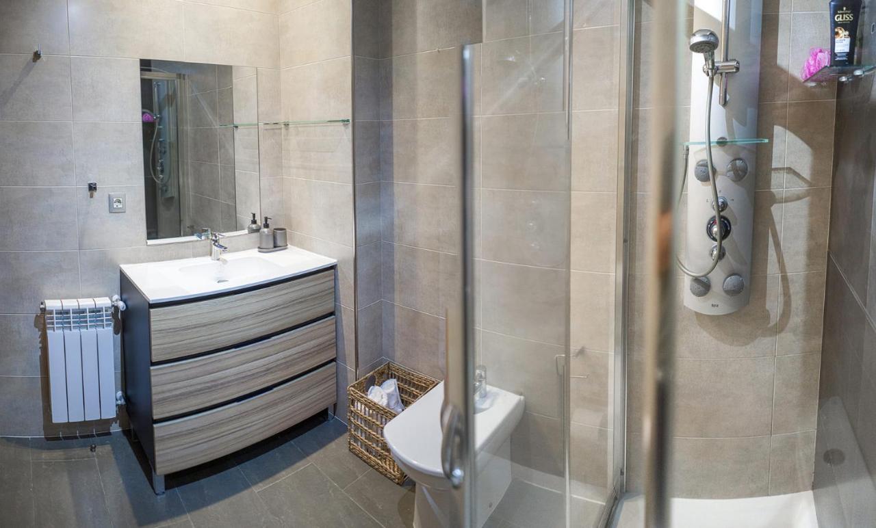 Sakura Homes Torre De Hercules 4 Plazas A Coruña Zewnętrze zdjęcie